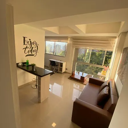 Apartasuite Moderna - En El Corazon Del Poblado Medellín Exterior foto