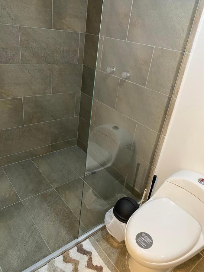 Apartasuite Moderna - En El Corazon Del Poblado *