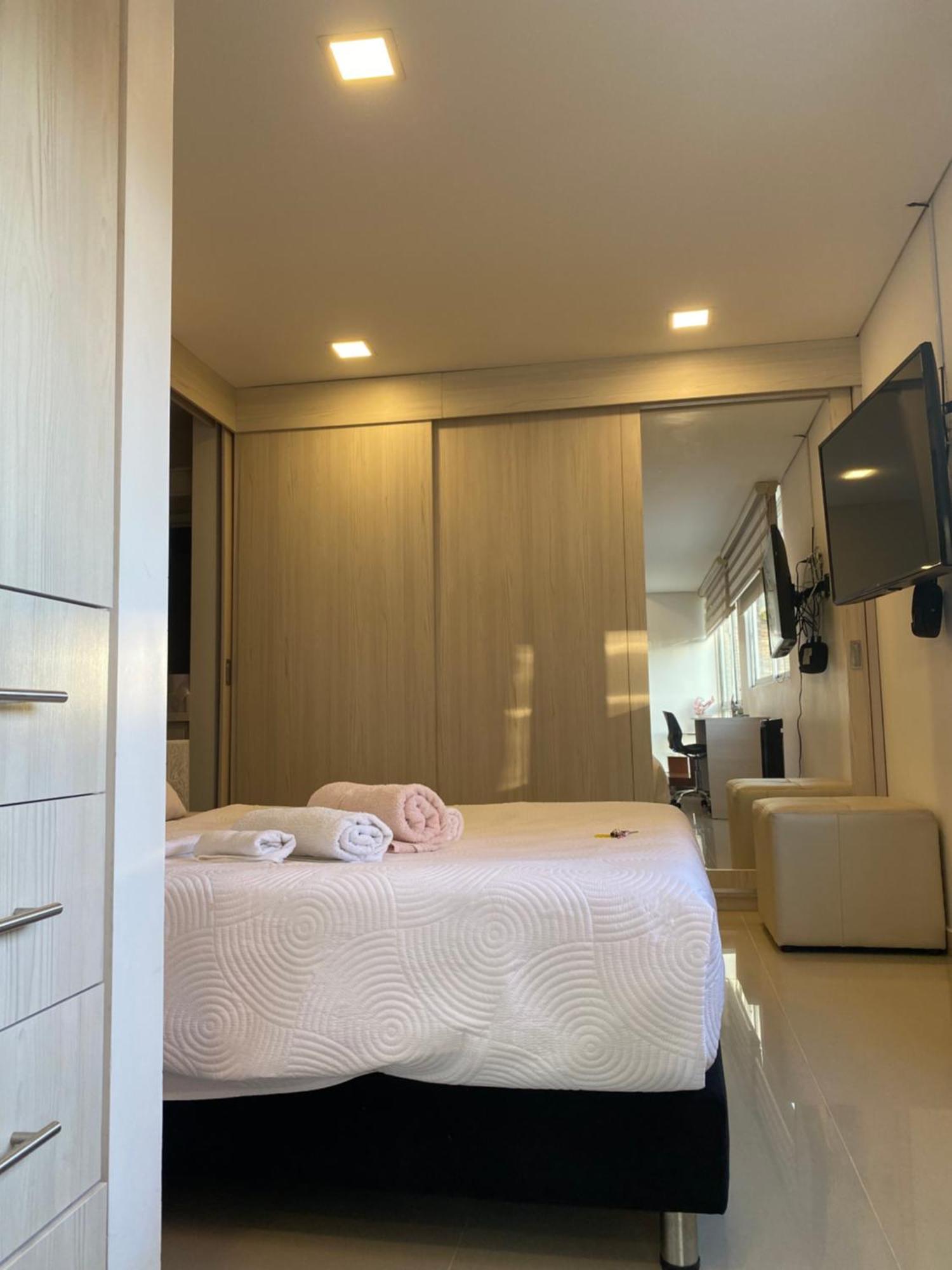 Apartasuite Moderna - En El Corazon Del Poblado Apartamento Medellín